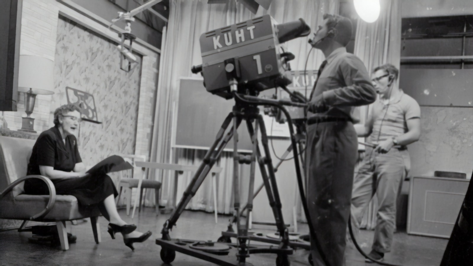 Ancienne caméra de télévision en noir et blanc