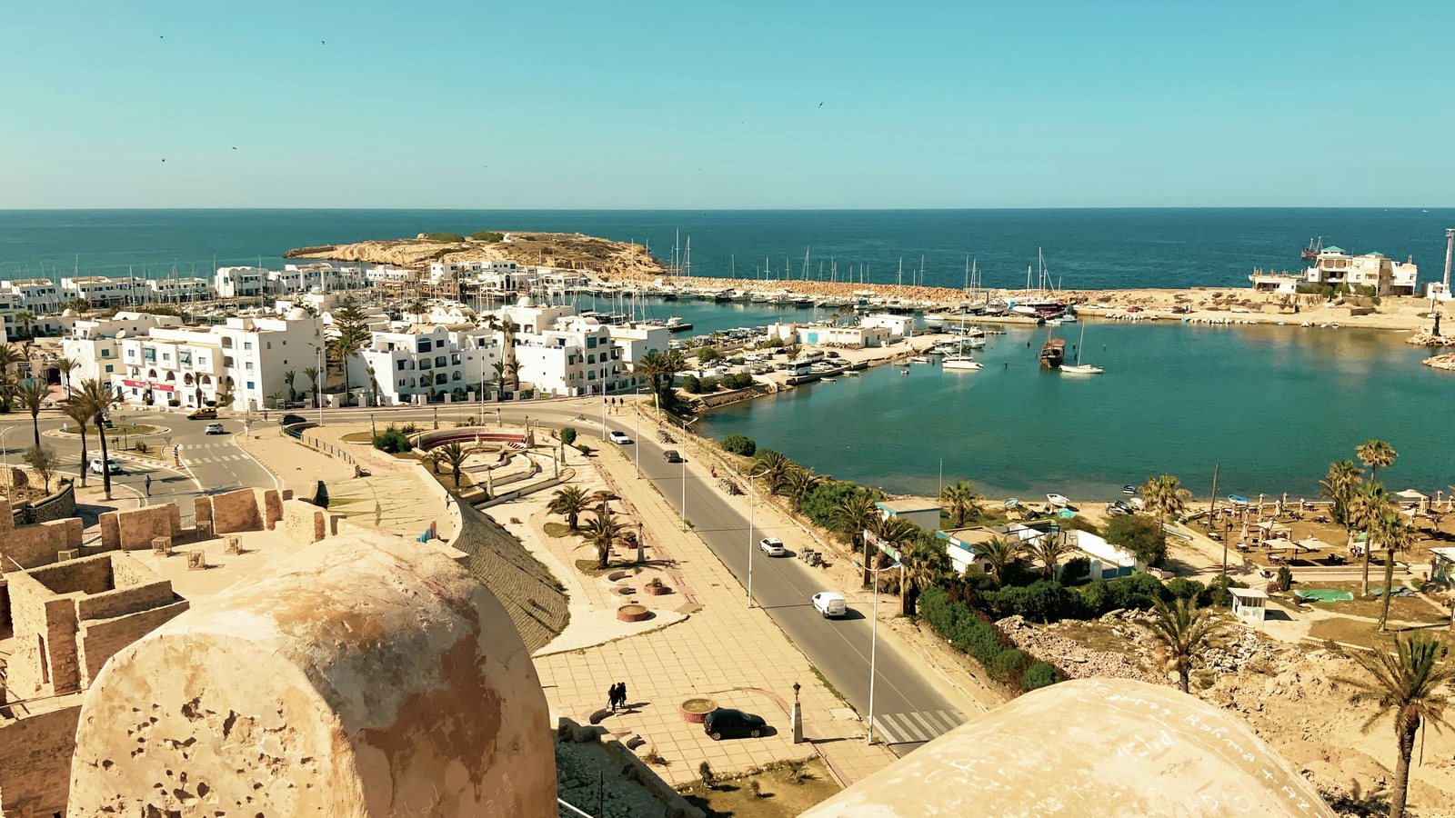 Un port de plaisance vu du ciel